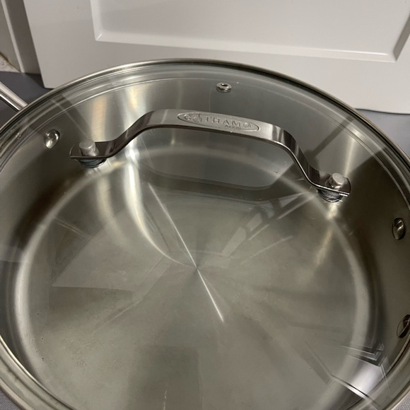 Cuisinart Stainless Steel 3.5 Quart Sautéed Long Handle Pan with Lid - Silver - Picture 10 of 13